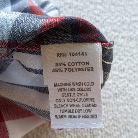 Field & Stream Men's Short Sleeve Button Up Flannel Shirt Size S/M, Red Gray NEW - Picture 5 of 5
